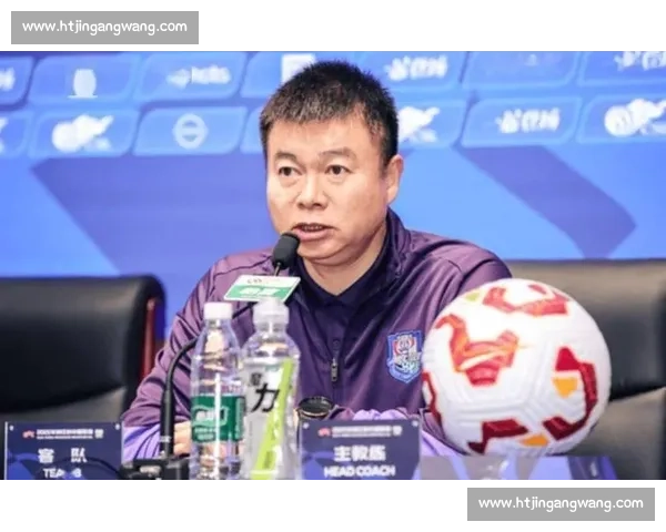 于根伟坦诚回应球迷建议:王秋明替补实为战术后手 于根伟坦诚回应球迷建议:王秋明替补实为战术后手