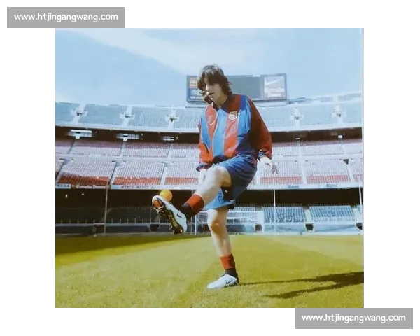 梅西萌娃力荐发带造型!长发飘逸成赛场新焦点 梅西萌娃力荐发带造型!长发飘逸成赛场新焦点